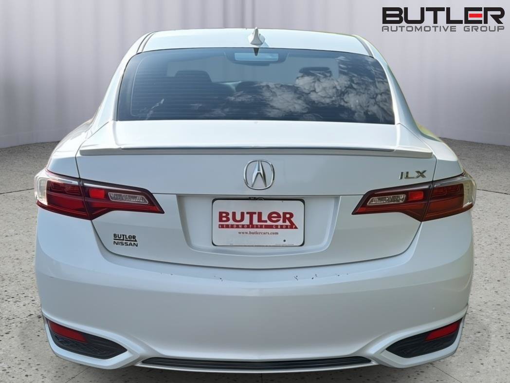 Used 2016 Acura ILX FWD image 5