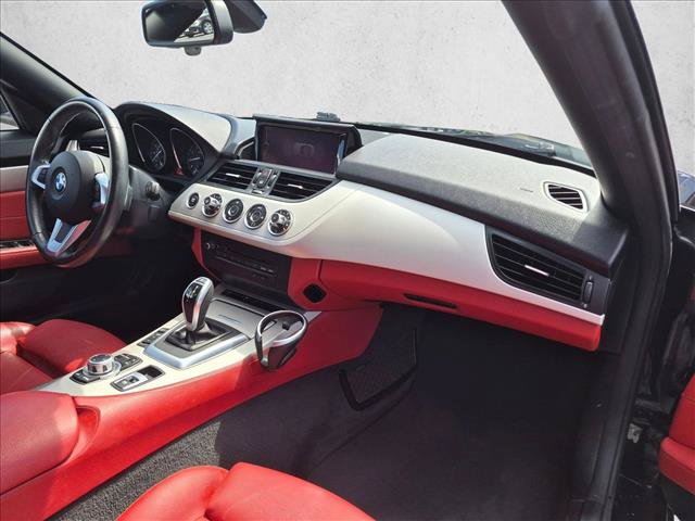 Used 2016 BMW Z4 sDrive28i RWD image 18