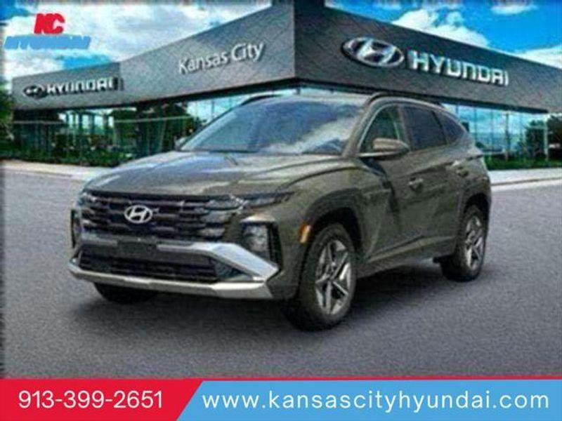 New 2025 Hyundai Tucson SEL