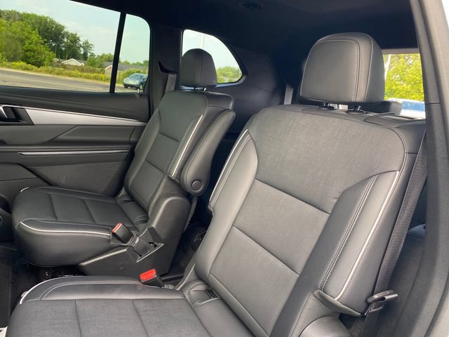 Certified 2025 Buick Enclave Preferred AWD/4WD image 20