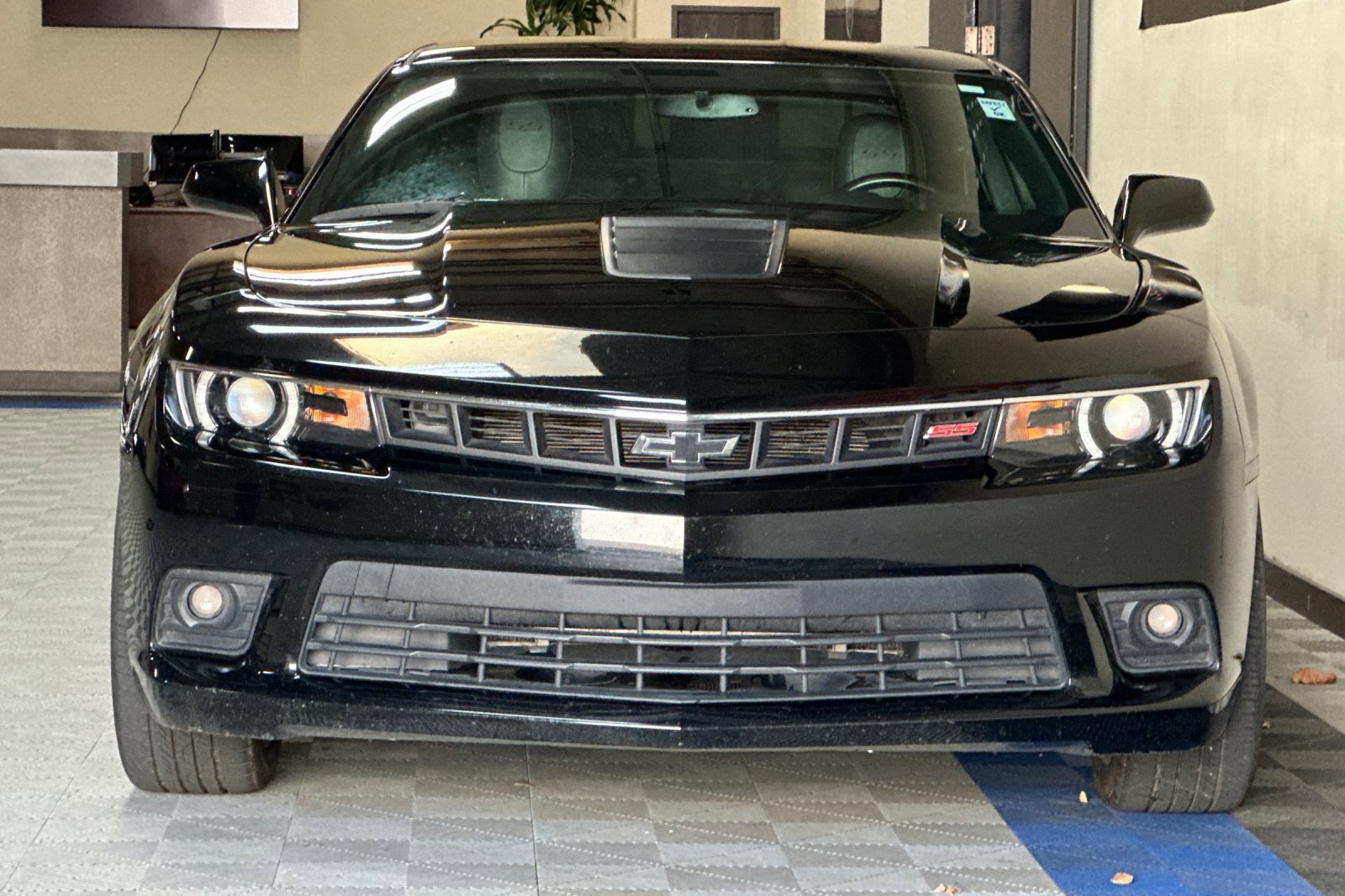 Used 2015 Chevrolet Camaro SS image 9