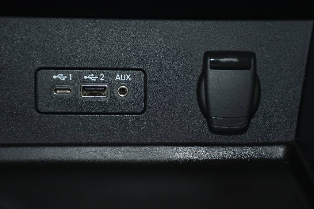 Used 2022 Nissan Sentra SV FWD image 21