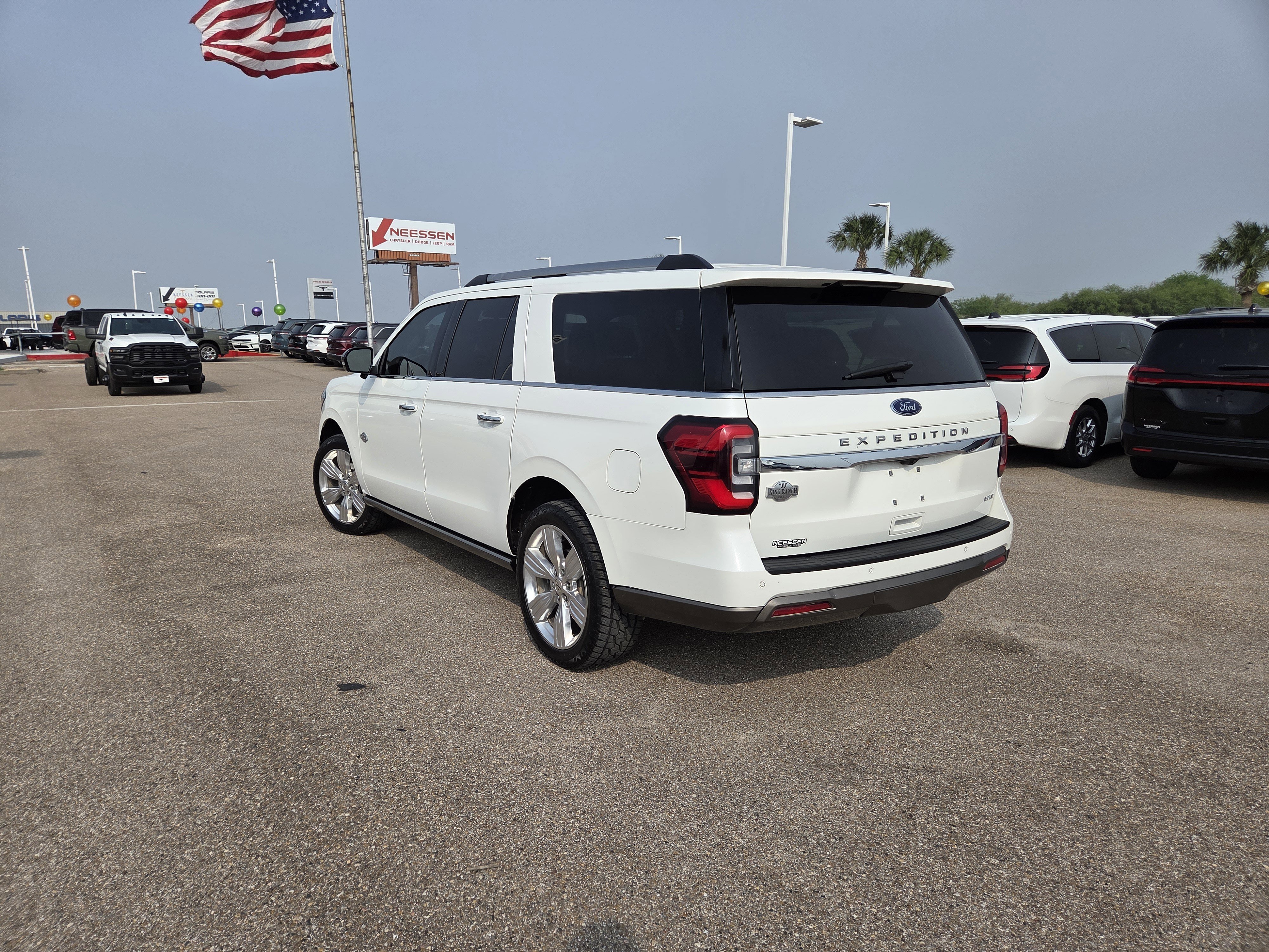 Used 2024 Ford Expedition Max King Ranch AWD/4WD image 5
