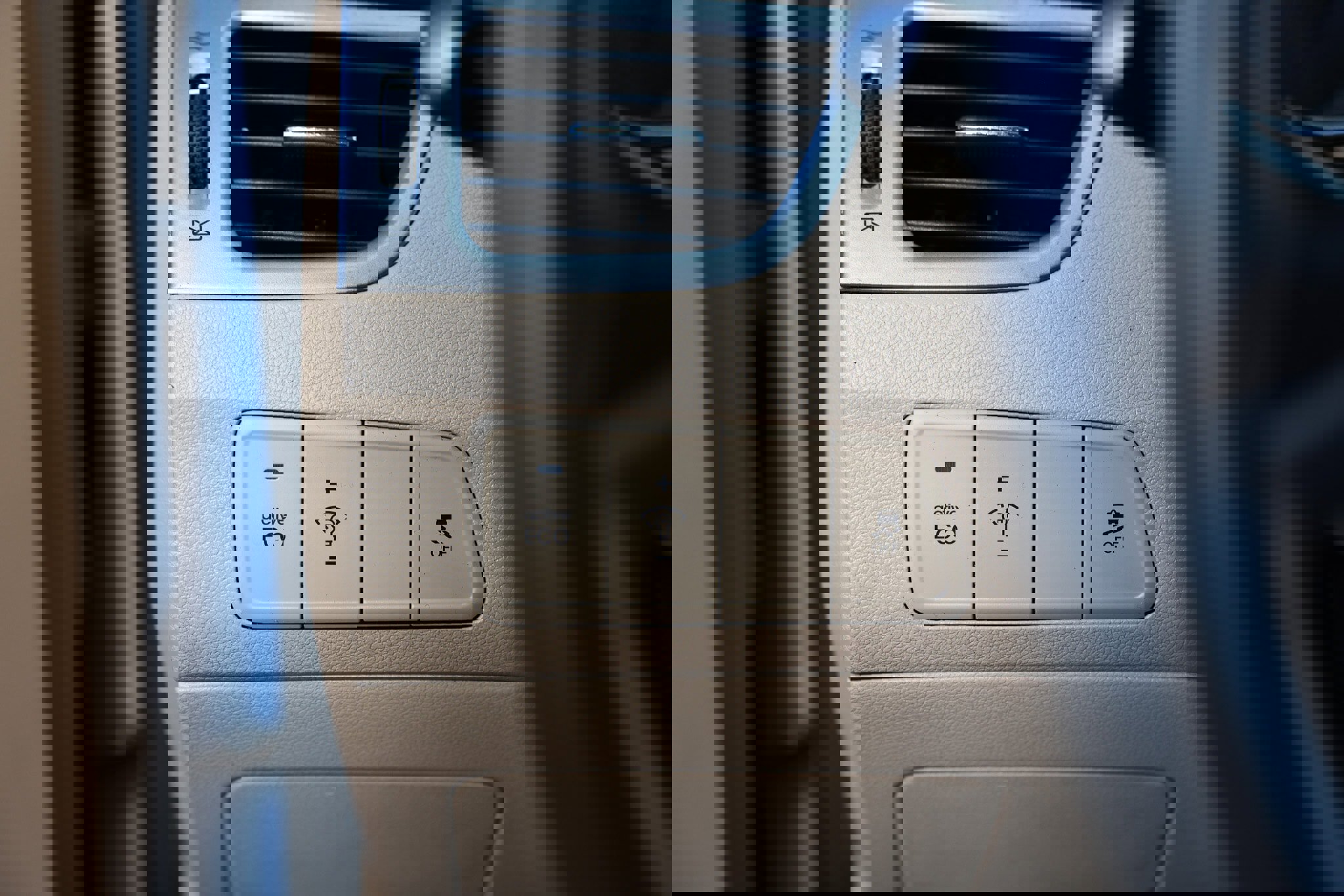 Used 2013 Hyundai Elantra GLS w/ Preferred Pkg image 49