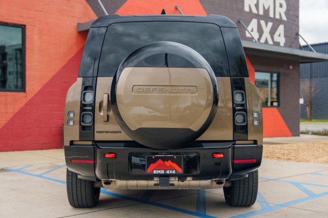 Used 2025 Land Rover Defender 130 X image 6