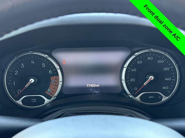 Used 2019 Jeep Renegade Trailhawk w/ Cold Weather Group II AWD/4WD image 22
