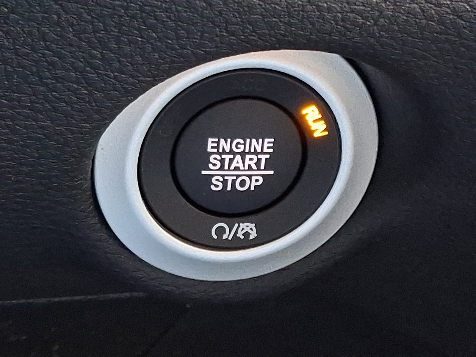 New 2026 Chrysler Pacifica Select FWD image 15