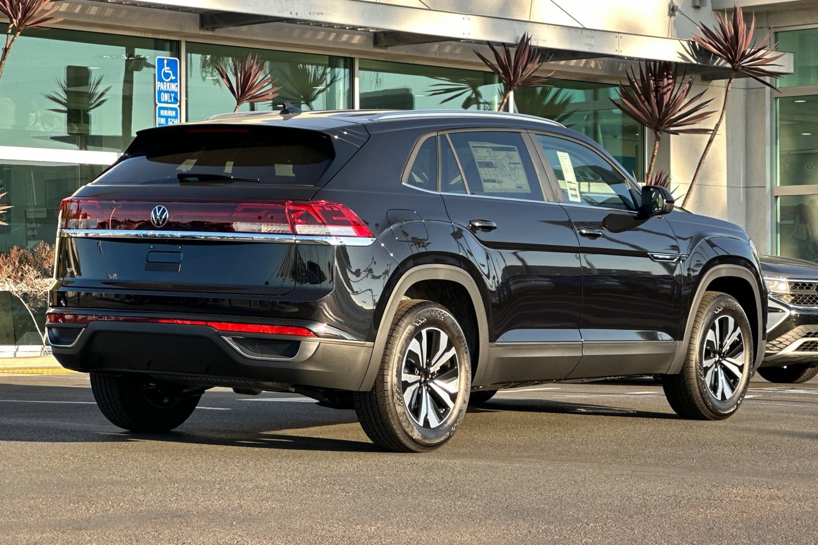 New 2026 Volkswagen Atlas Cross Sport SE image 5