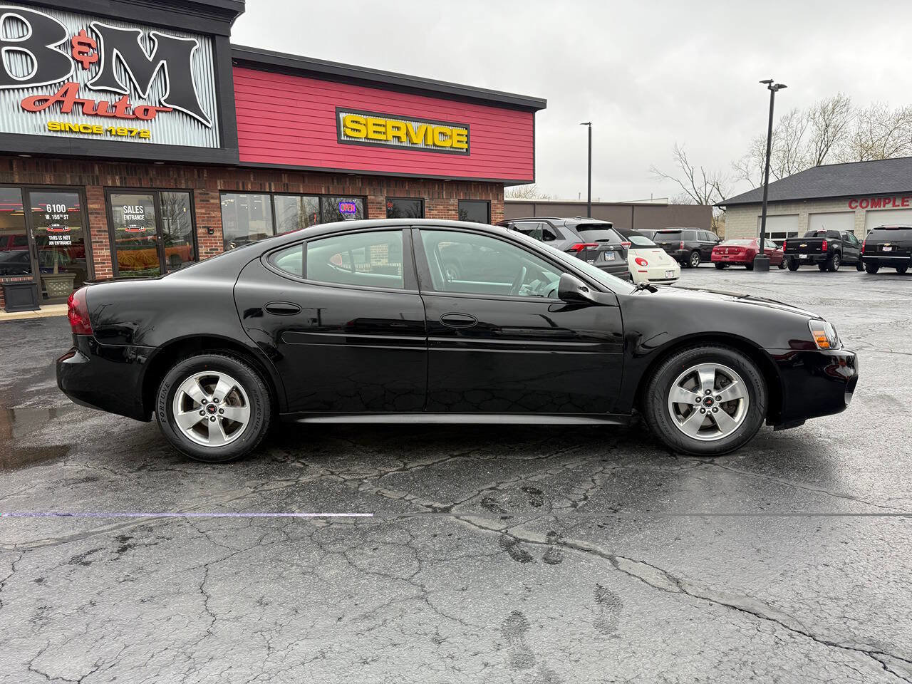 Used 2006 Pontiac Grand Prix w/ Sun And Sound Package image 8
