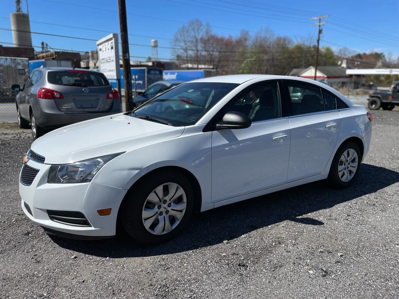 Used 2012 Chevrolet Cruze LS w/ Connectivity Package image 2