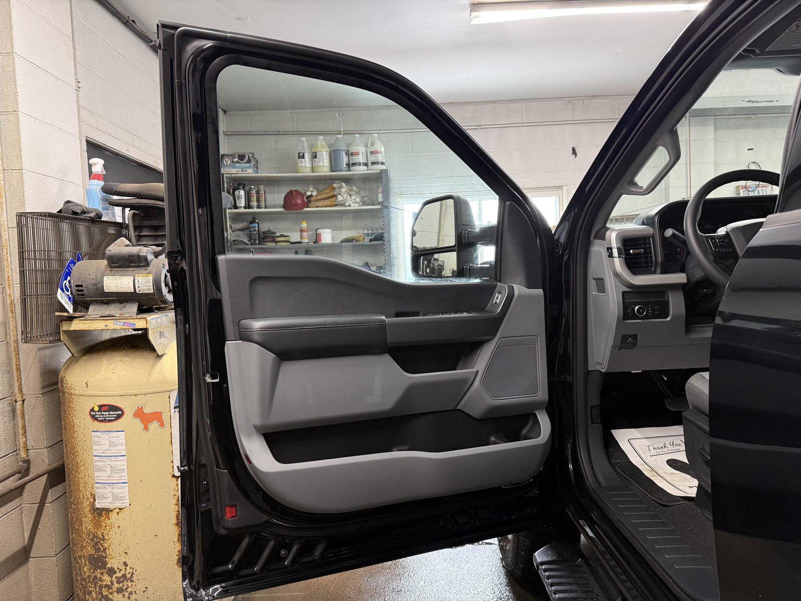 New 2026 Ford F350 XLT w/ FX4 Off-Road Package image 11