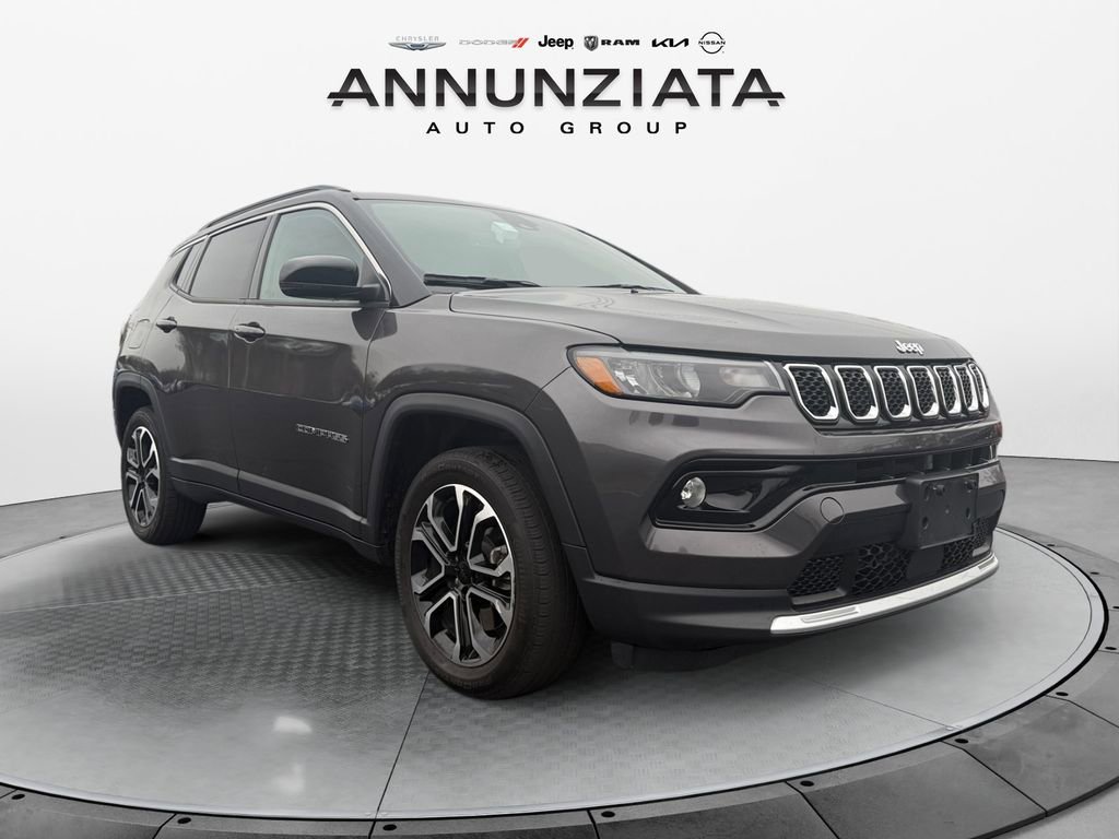 Used 2024 Jeep Compass Limited image 7