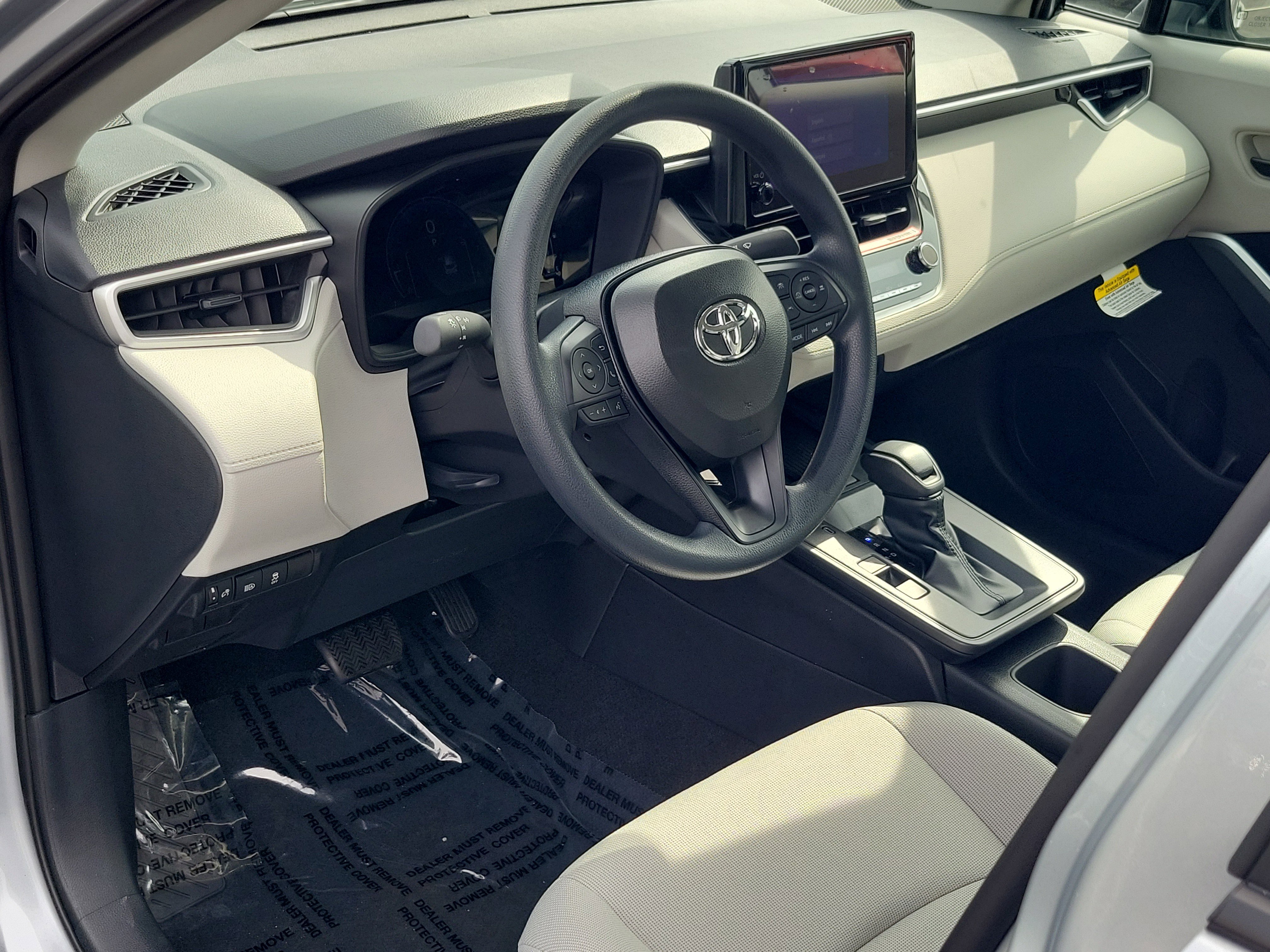 New 2026 Toyota Corolla Cross L image 18