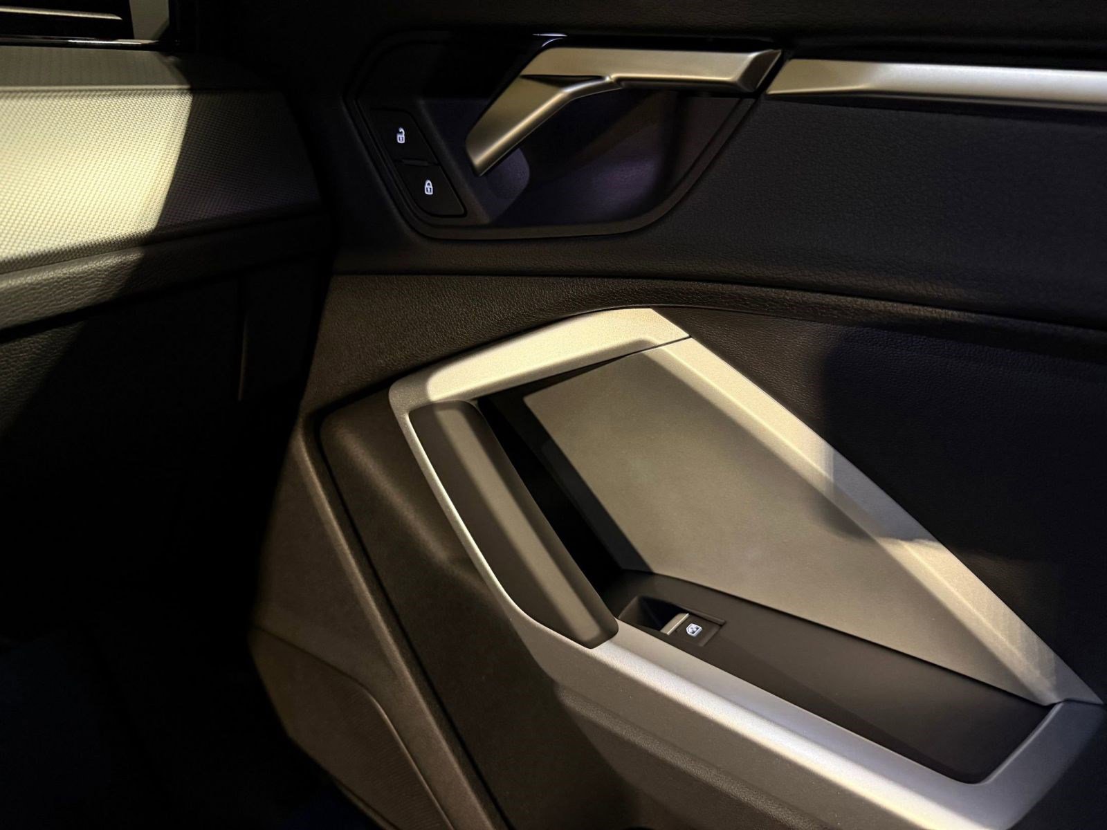 New 2025 Audi Q3 2.0T Premium image 20