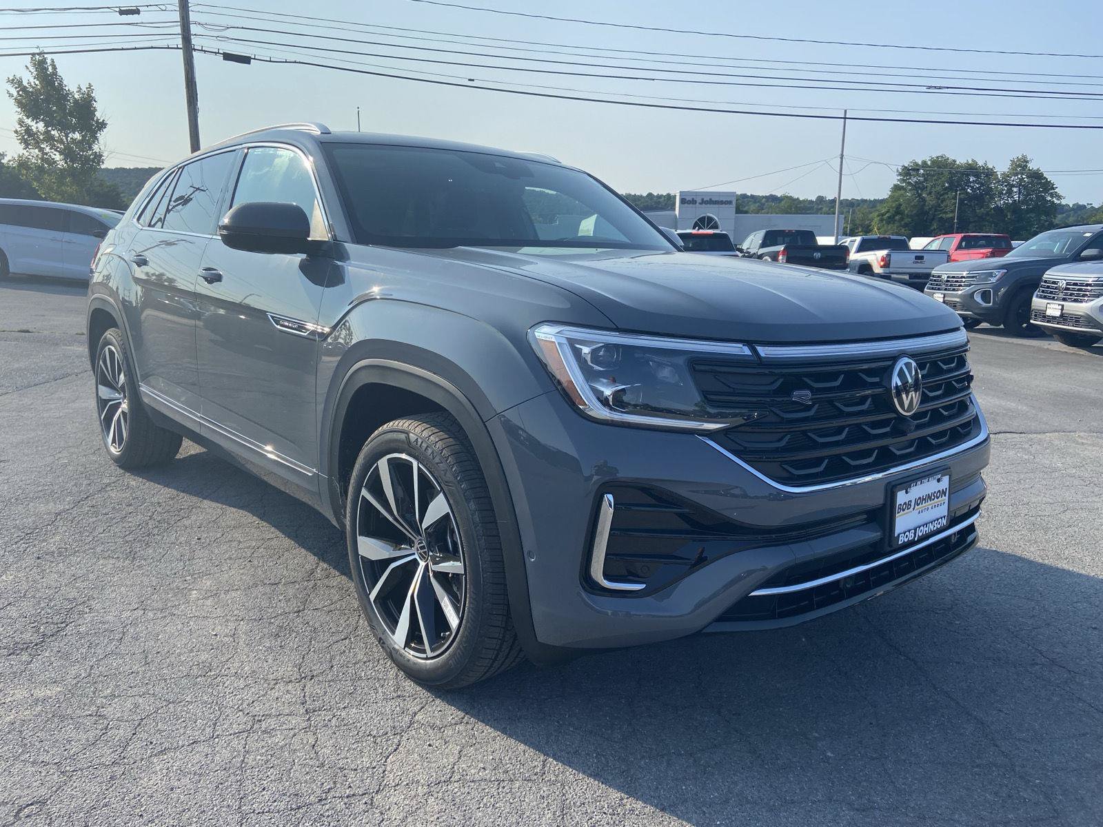 New 2026 Volkswagen Atlas Cross Sport SEL Premium R-Line