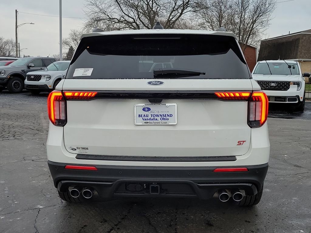New 2026 Ford Explorer ST w/ Sun And Sound Package image 5