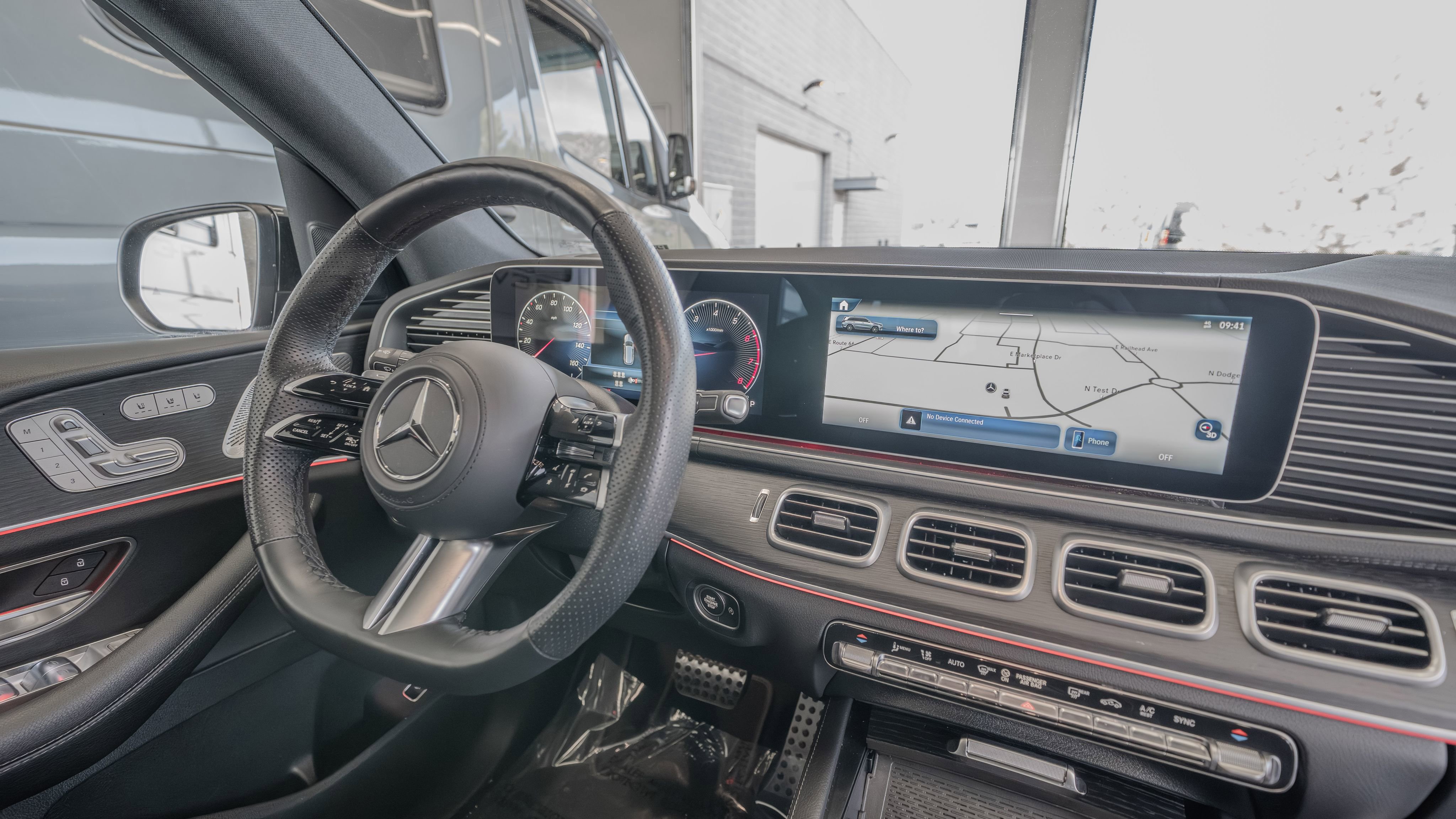 Certified 2025 Mercedes-Benz GLS 450 4MATIC w/ AMG Line Exterior image 19