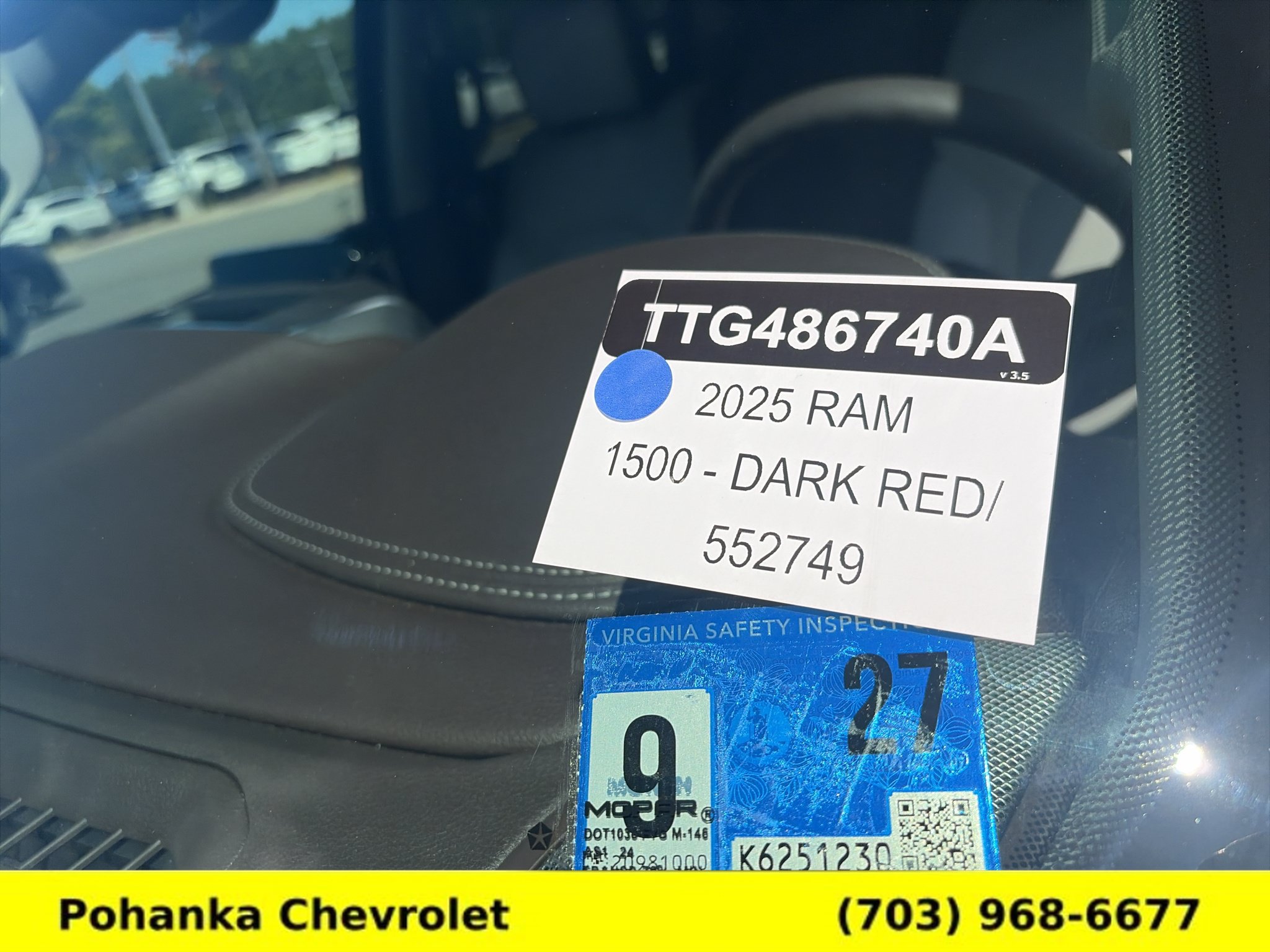 Used 2025 RAM 1500 Laramie AWD/4WD image 29