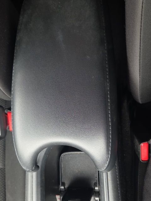 Used 2018 Honda HR-V EX image 32