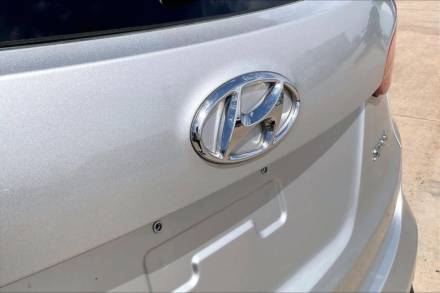 Used 2013 Hyundai Santa Fe Sport FWD image 29