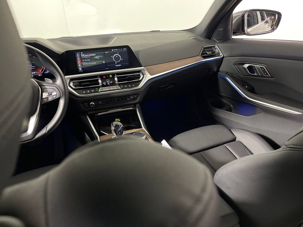 Used 2021 BMW 330i xDrive Sedan AWD/4WD image 18