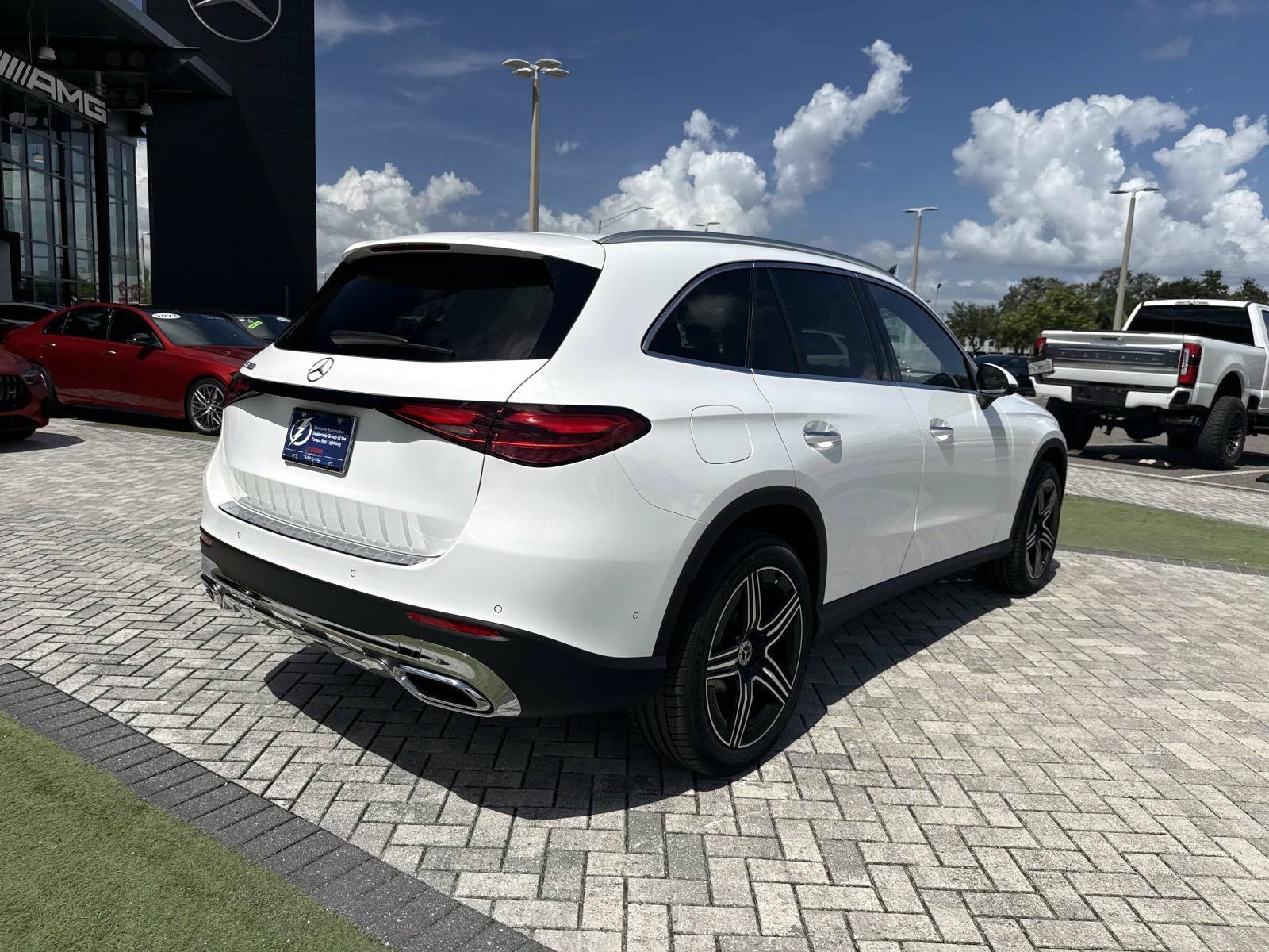 New 2027 Mercedes-Benz GLC 300 image 5