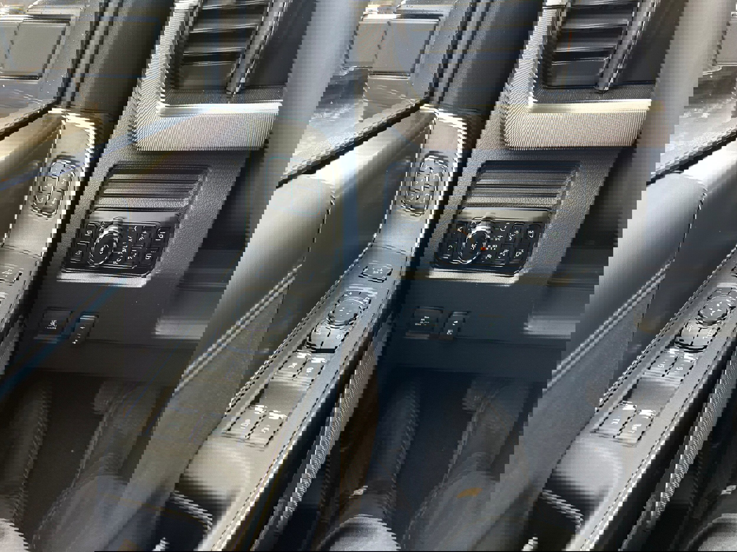 New 2026 Ford F250 Platinum image 68