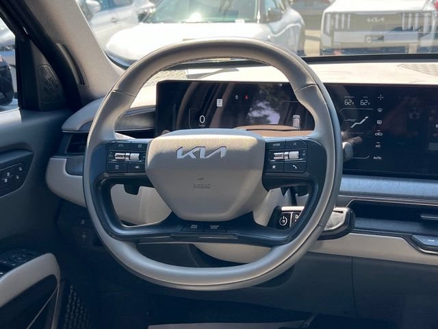 Certified 2026 Kia EV9 Wind AWD/4WD image 14