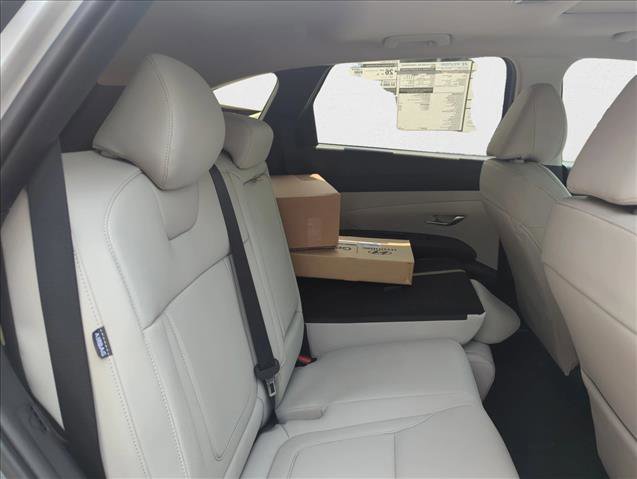 New 2025 Hyundai Tucson SEL image 16
