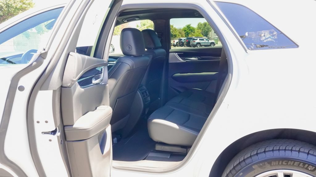 New 2026 Cadillac XT5 Premium Luxury AWD/4WD image 10