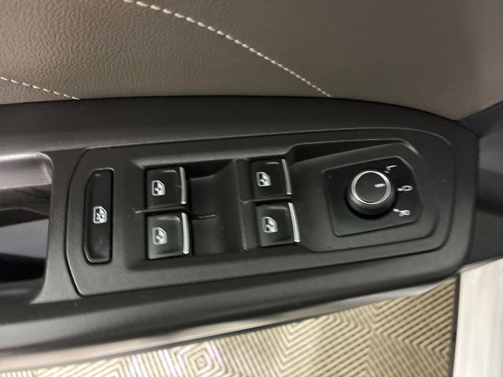 Used 2022 Volkswagen Atlas SE image 12