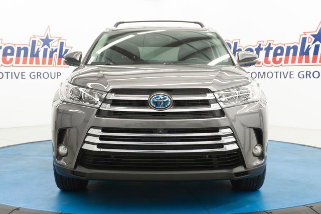 Used 2018 Toyota Highlander Limited Platinum AWD/4WD image 18