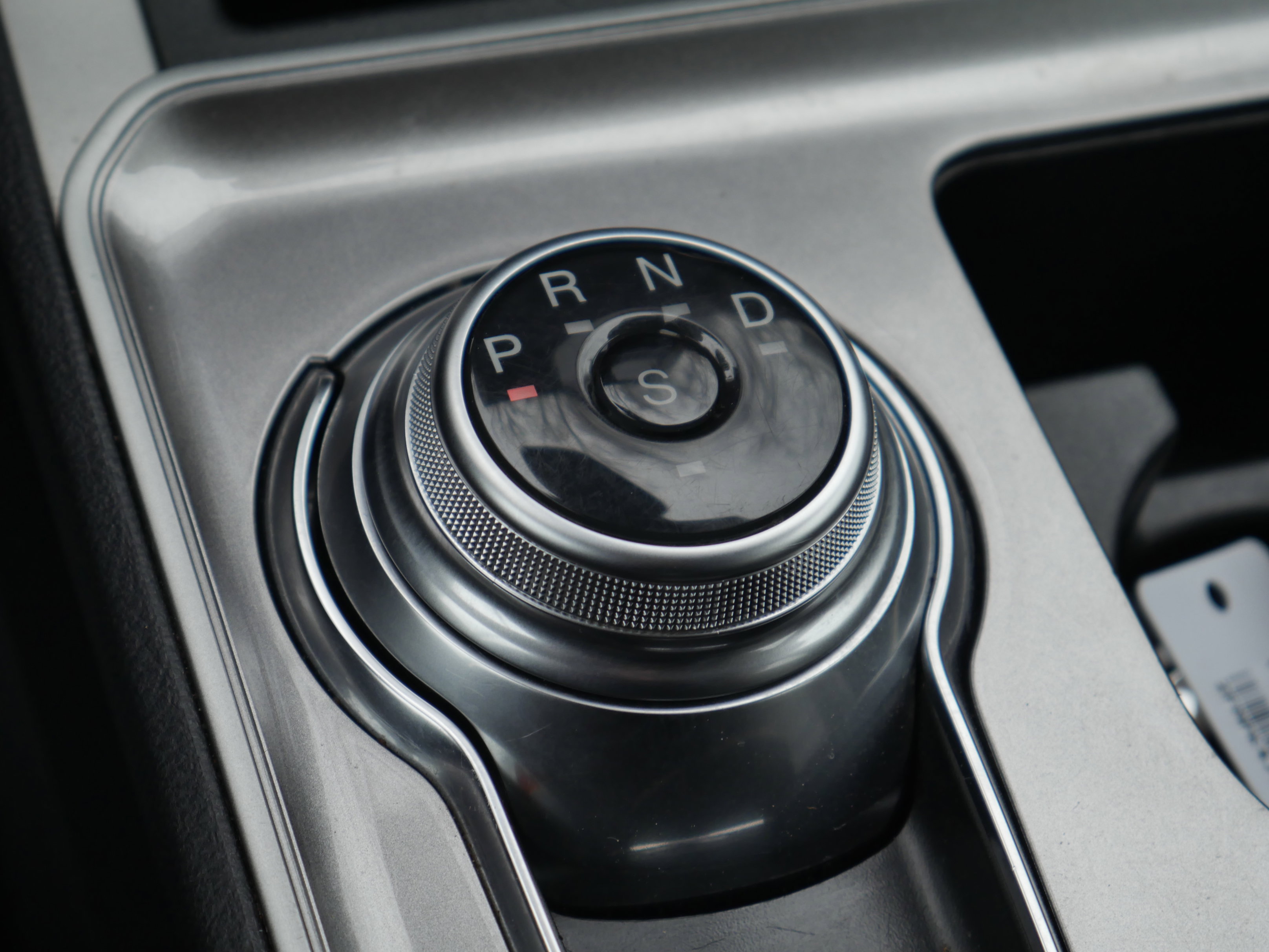 Used 2024 Ford Edge SEL w/ Convenience Package image 26