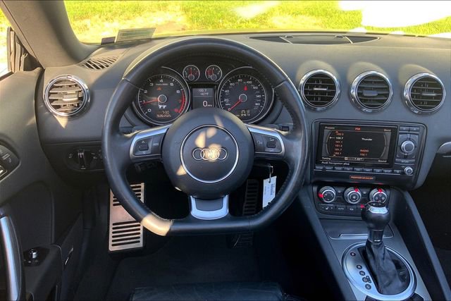 Used 2011 Audi TT 2.0T Prestige w/ Prestige Pkg image 5