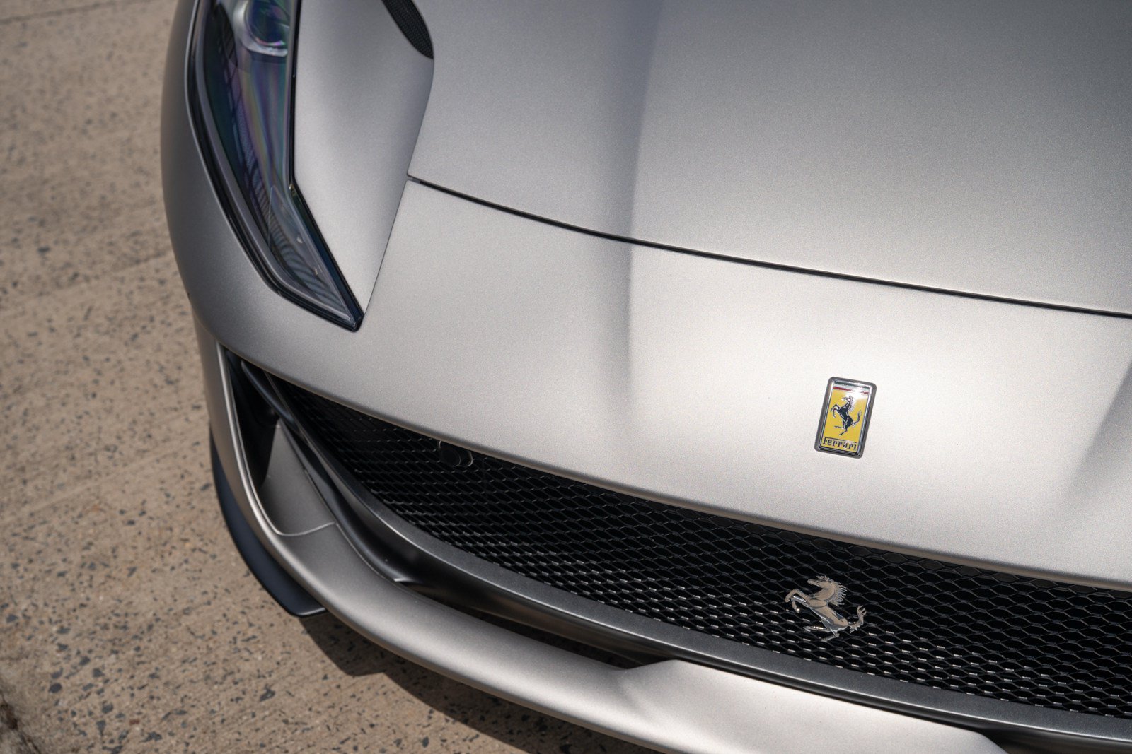 Used 2022 Ferrari 812 GTS RWD image 11