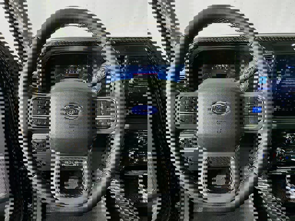 New 2025 Ford F250 Lariat w/ Lariat Ultimate Package image 15