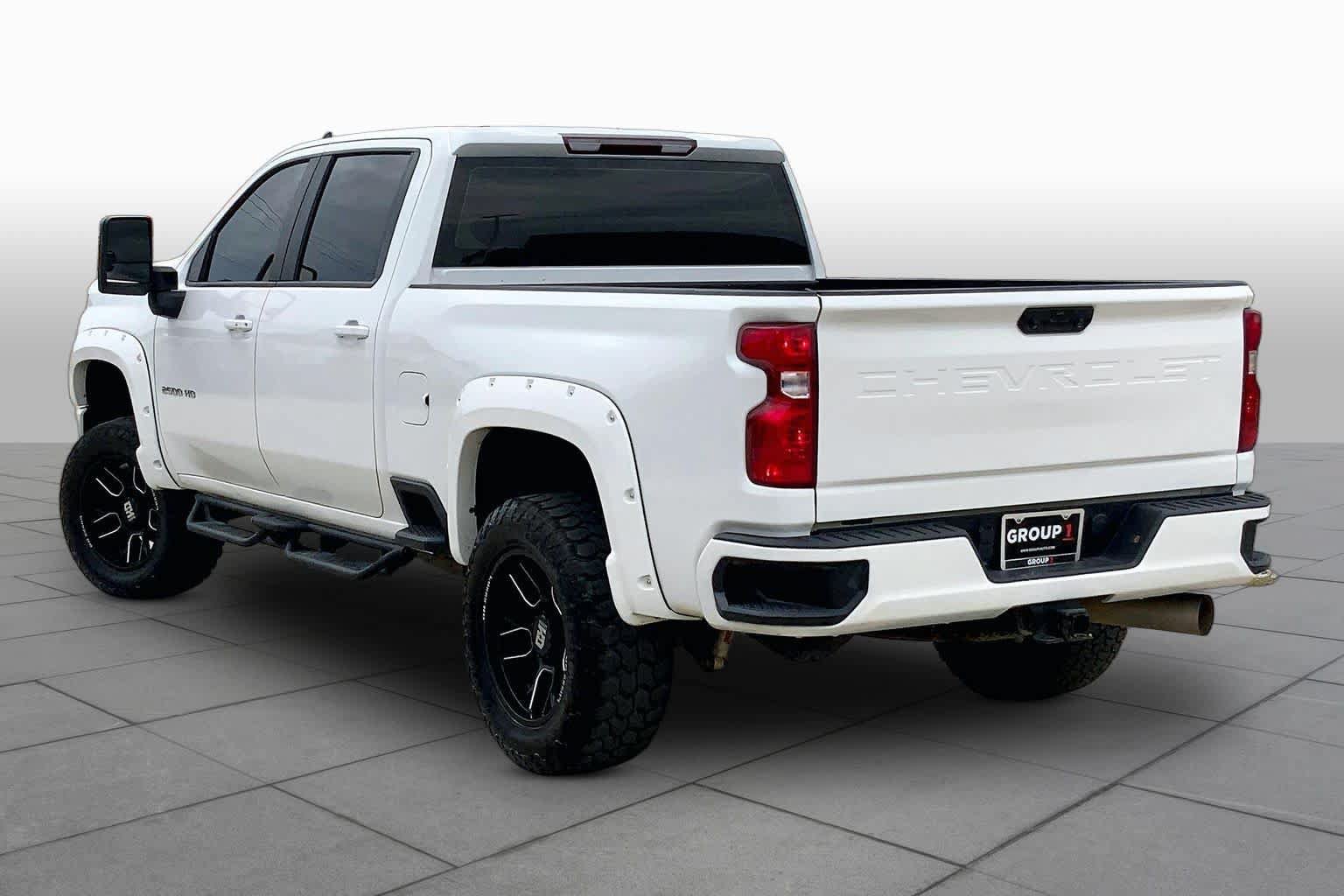 Used 2024 Chevrolet Silverado 2500 LT AWD/4WD image 11