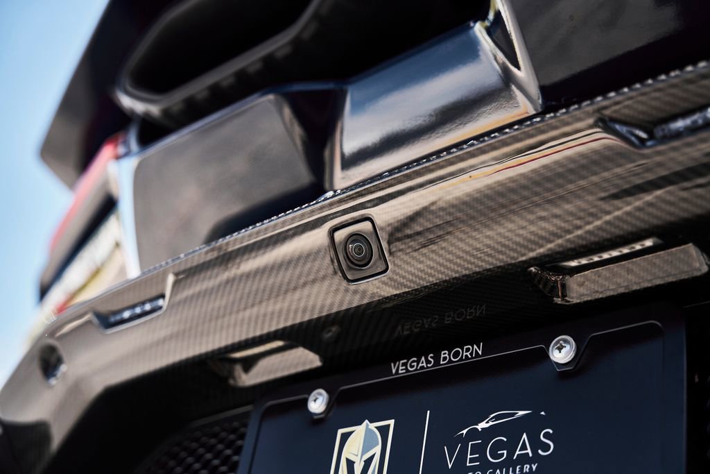 Used 2025 Lamborghini Revuelto AWD/4WD image 21