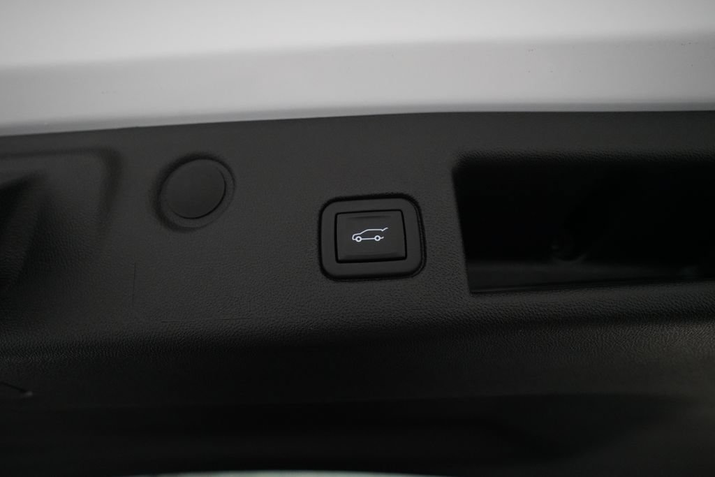 Used 2023 Chevrolet Equinox RS AWD/4WD image 15