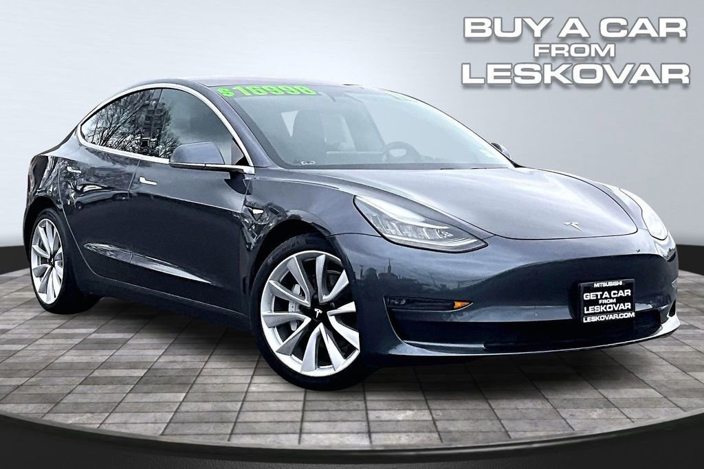 Used 2018 Tesla Model 3 Long Range image 1
