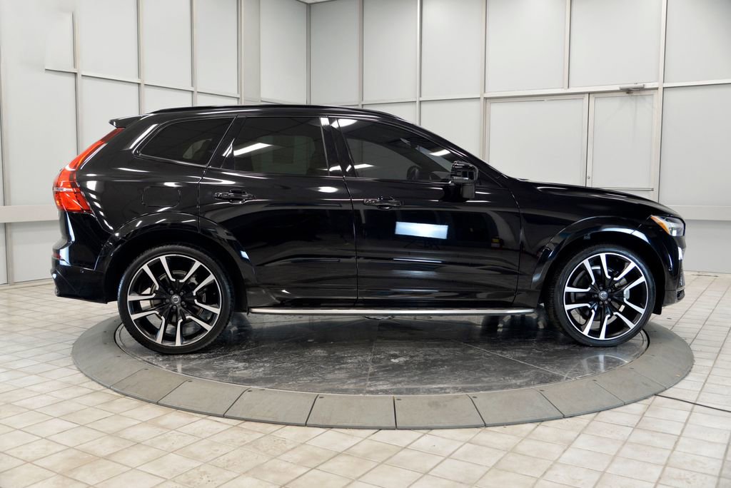 Used 2023 Volvo XC60 T8 Ultimate w/ Protection Package Premier image 9