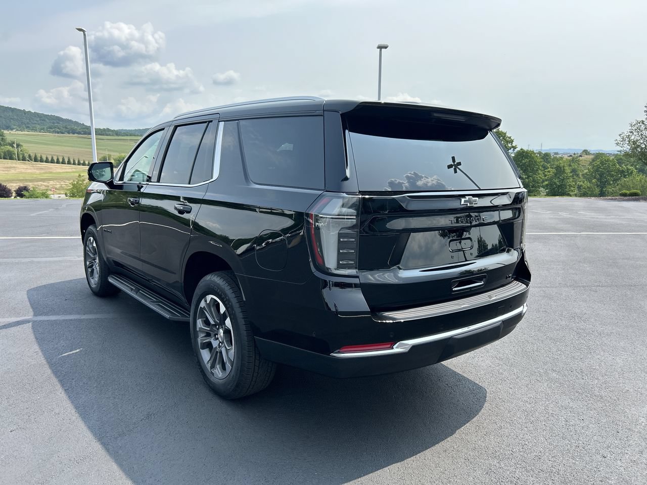 New 2026 Chevrolet Tahoe LT w/ Comfort Package AWD/4WD image 5