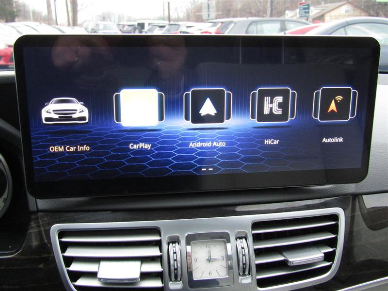 Used 2015 Mercedes-Benz E 350 Sedan w/ Premium 1 Package image 18