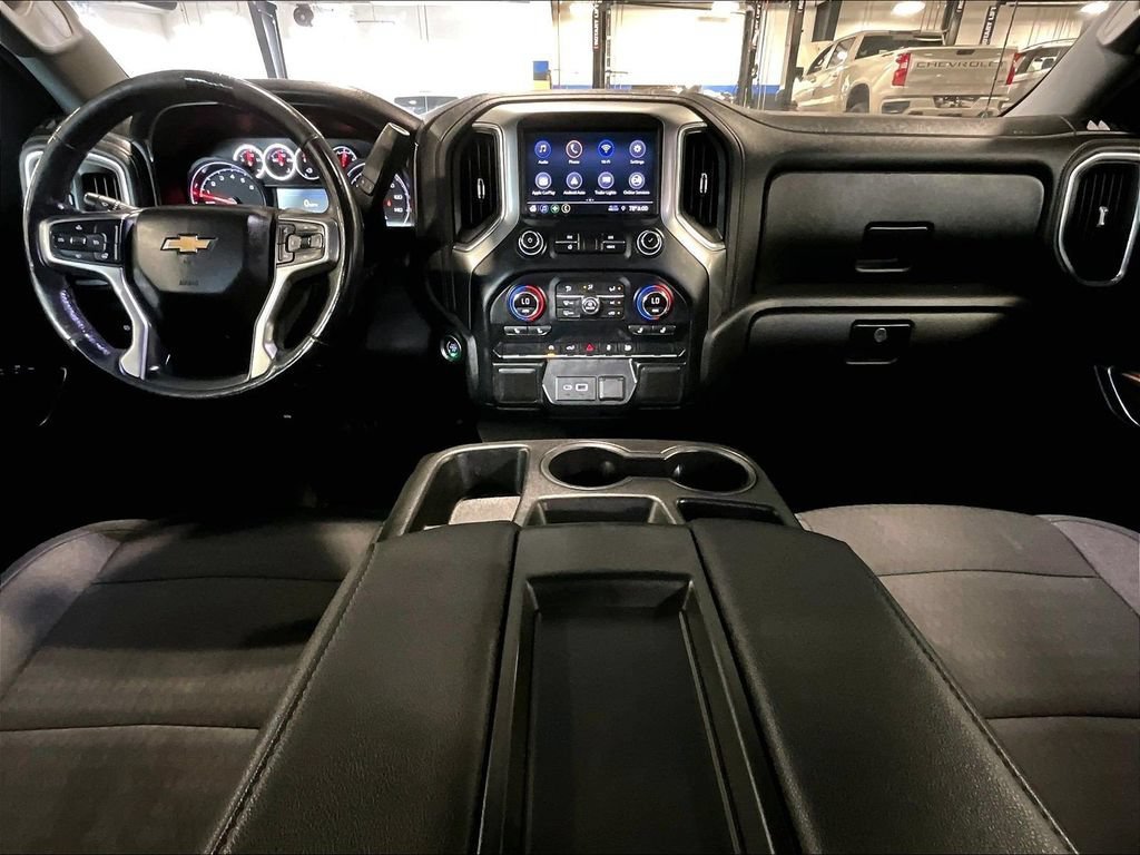 Used 2021 Chevrolet Silverado 1500 LT AWD/4WD image 21