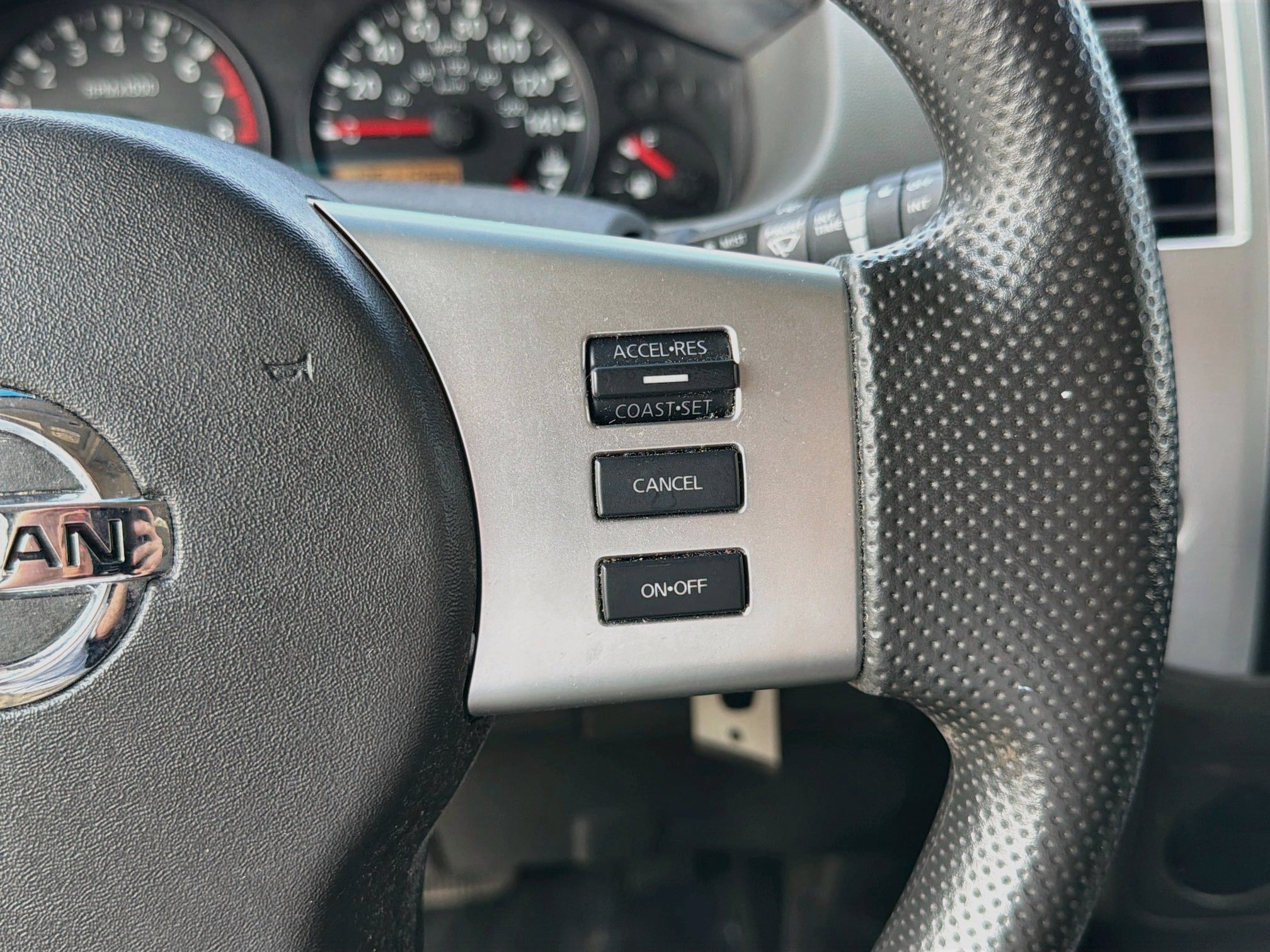 Used 2015 Nissan Xterra X w/ Nevada Tow Package RWD image 33