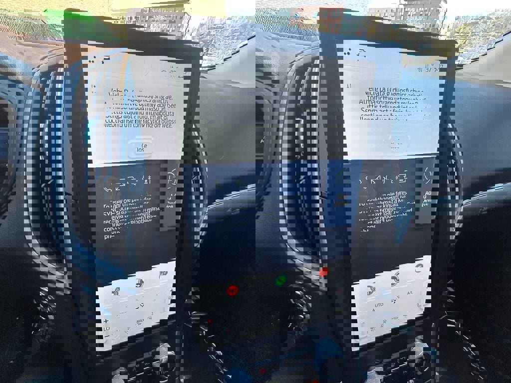 Used 2022 Ford Edge SEL w/ Convenience Package image 17