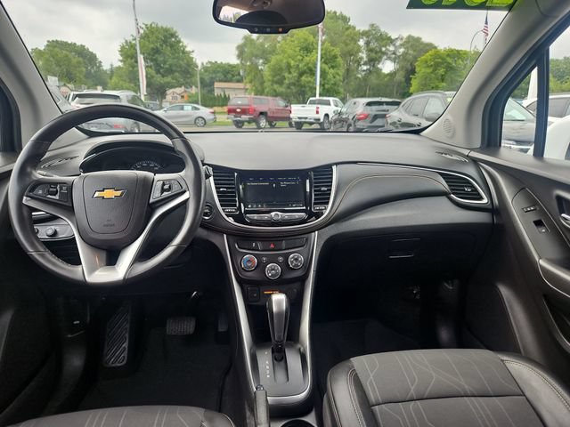 Used 2019 Chevrolet Trax LT w/ LT Convenience Package AWD/4WD image 13