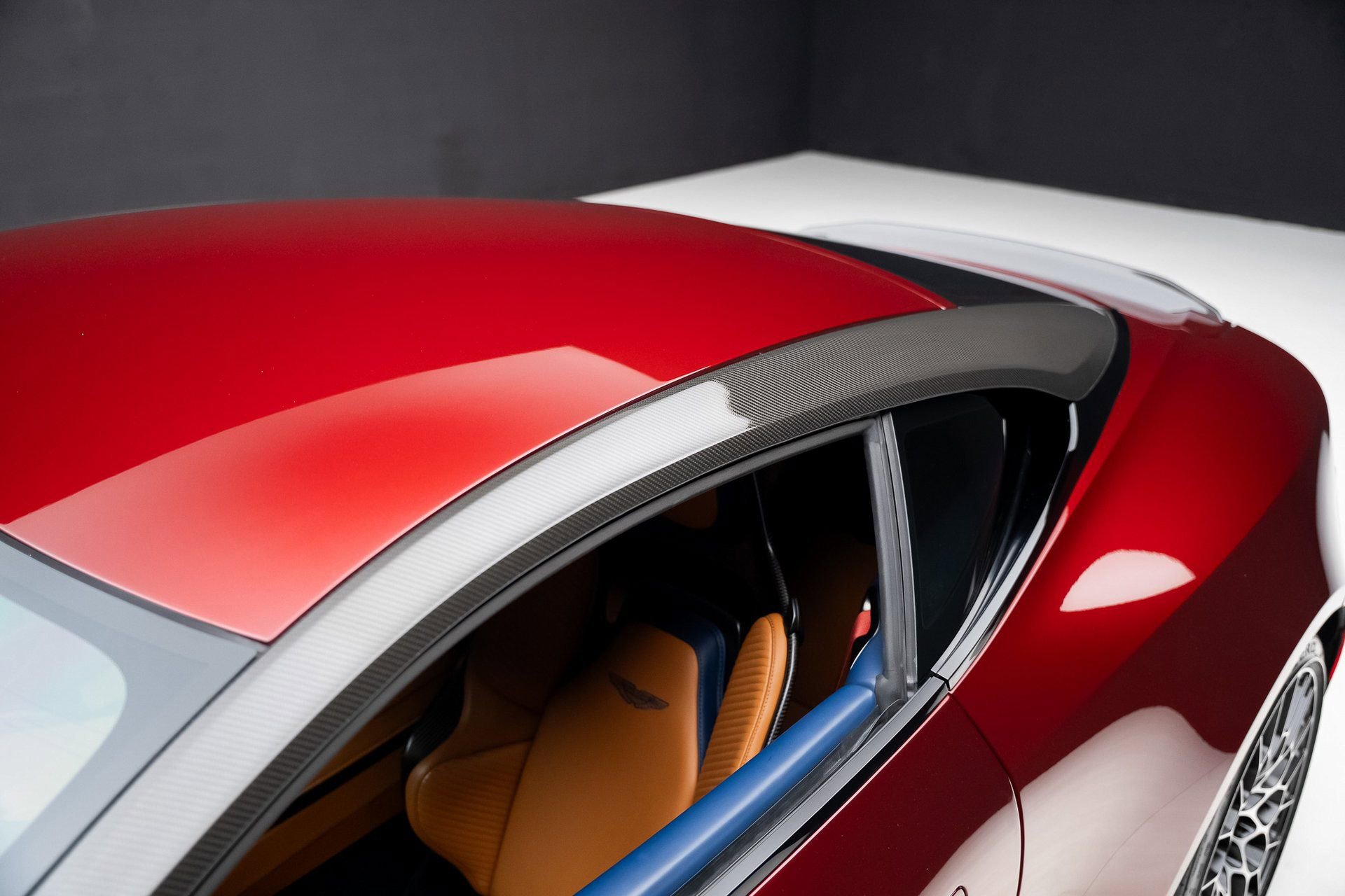 Used 2023 Aston Martin DBS Coupe image 26