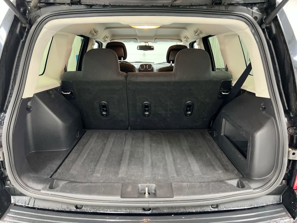 Used 2016 Jeep Patriot Latitude image 21