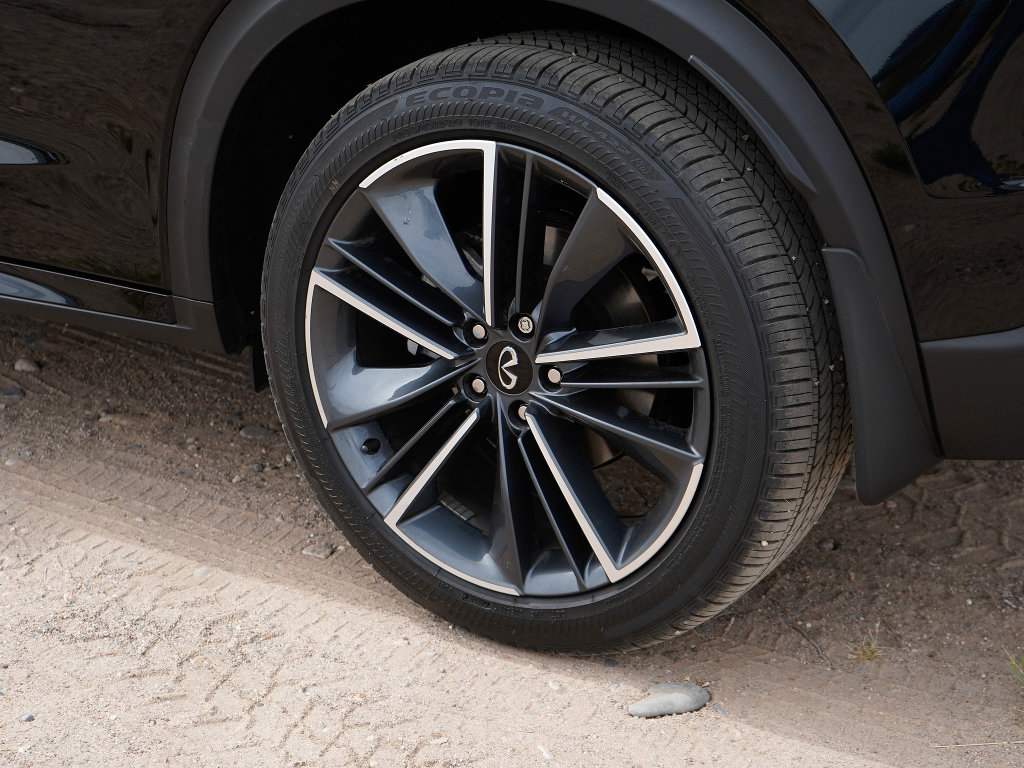 Used 2025 INFINITI QX55 Essential image 7